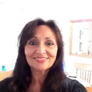 Meet your Posher, Candi